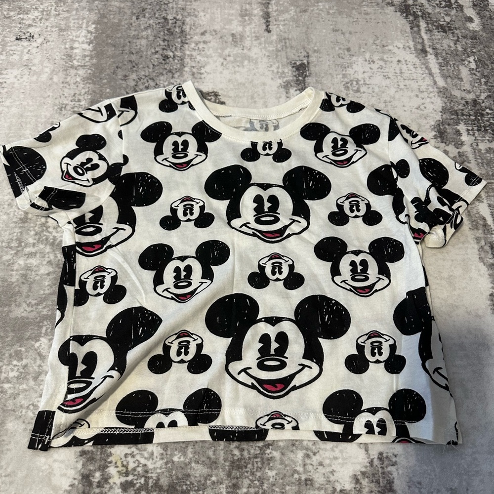 Mickey Mouse Graphic Cropped Top